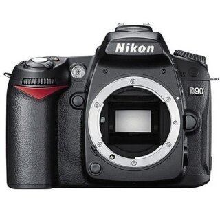 Nikon D90 DSLR Fotoğraf Makinesi kullananlar yorumlar